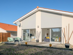 Holiday Home Domaine de Peyroutic by Interhome